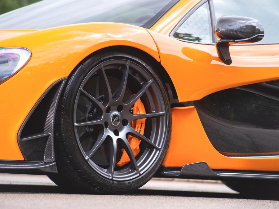 Колеса McLaren P1 XP05 (990006) 2013 года  (фото 44 из 89)